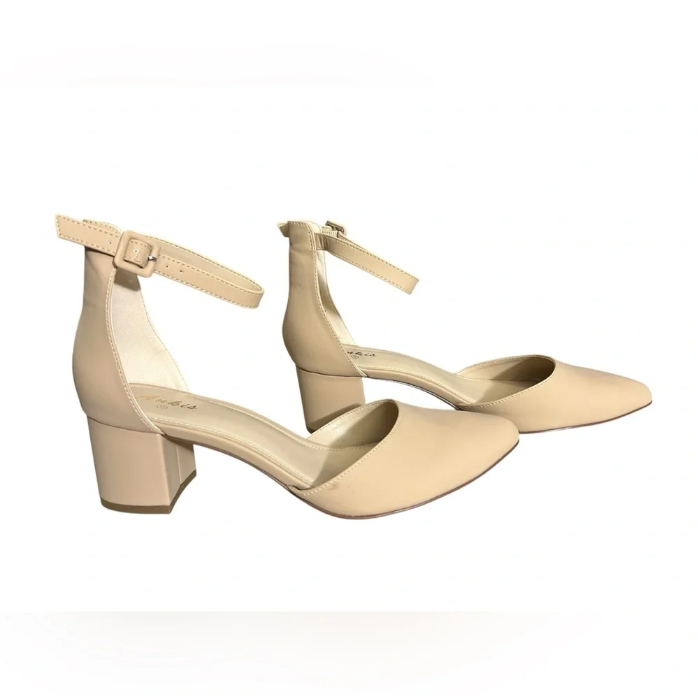 Ankis Nude Pointed‑Toe Block Heel Pumps – Size 9 – Elegant & Versatile - Picture 3 of 8